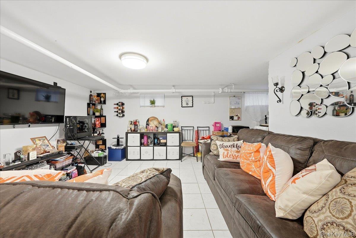 8 Frazier Street – For Sale photo 17