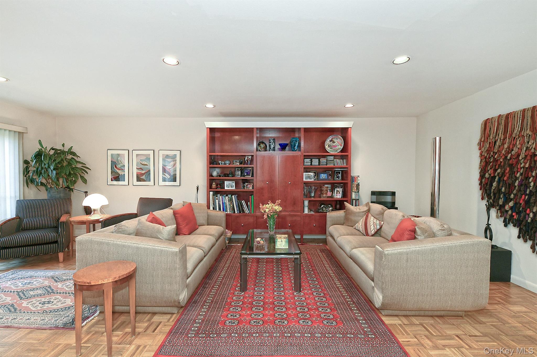 19 Frost Pond Drive – For Sale photo 8