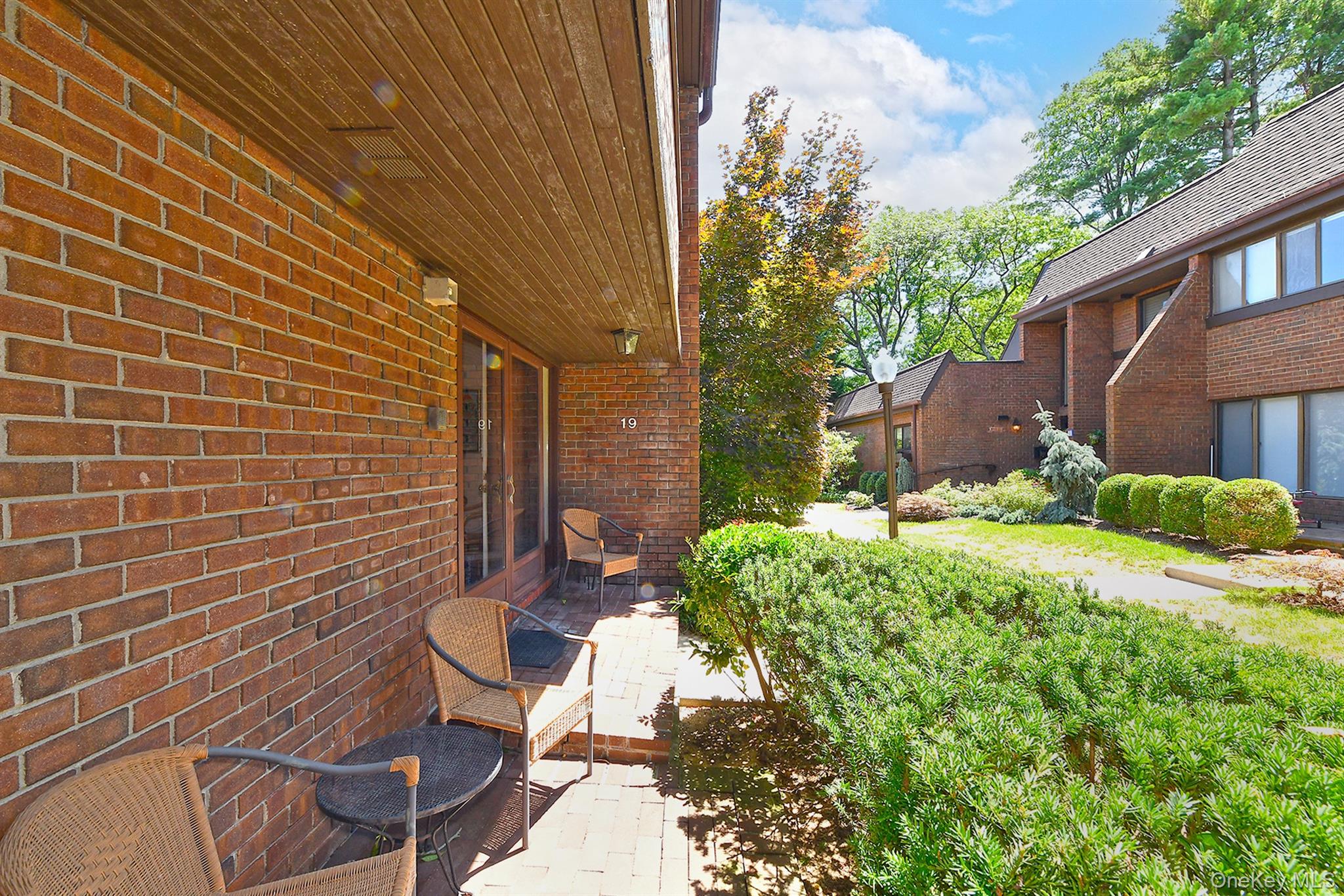 19 Frost Pond Drive – For Sale photo 6