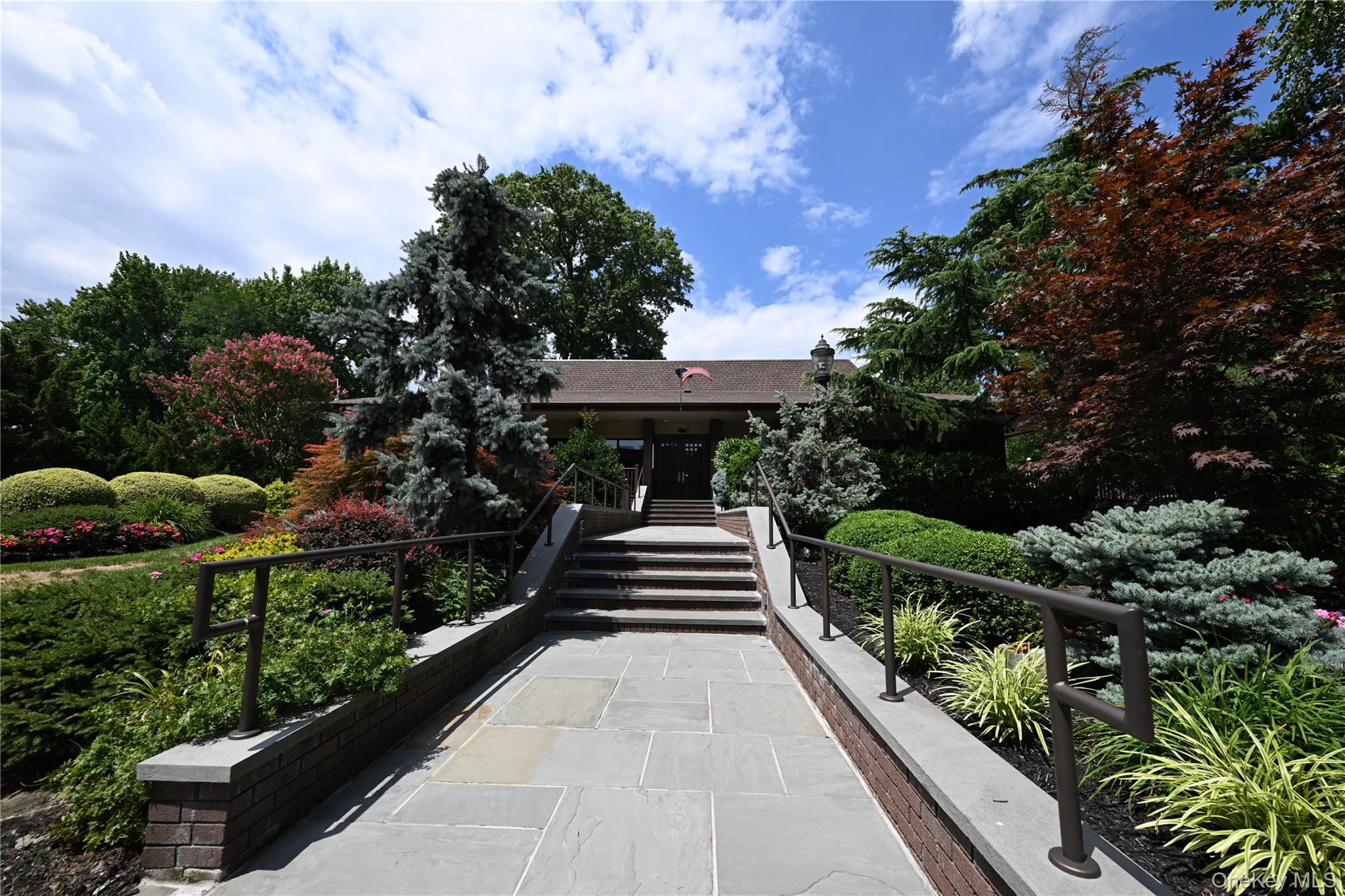 19 Frost Pond Drive – For Sale photo 17