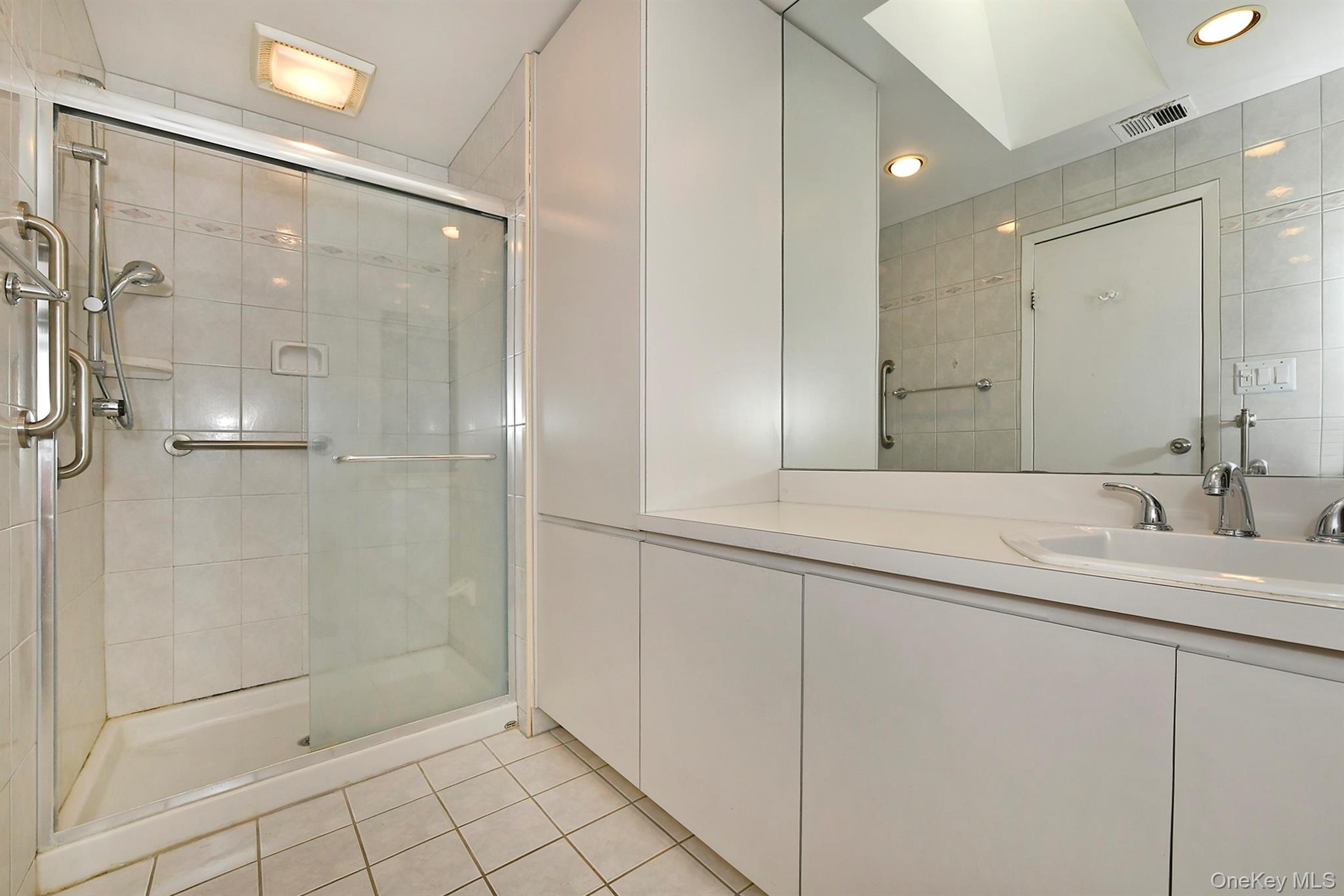 19 Frost Pond Drive – For Sale photo 14