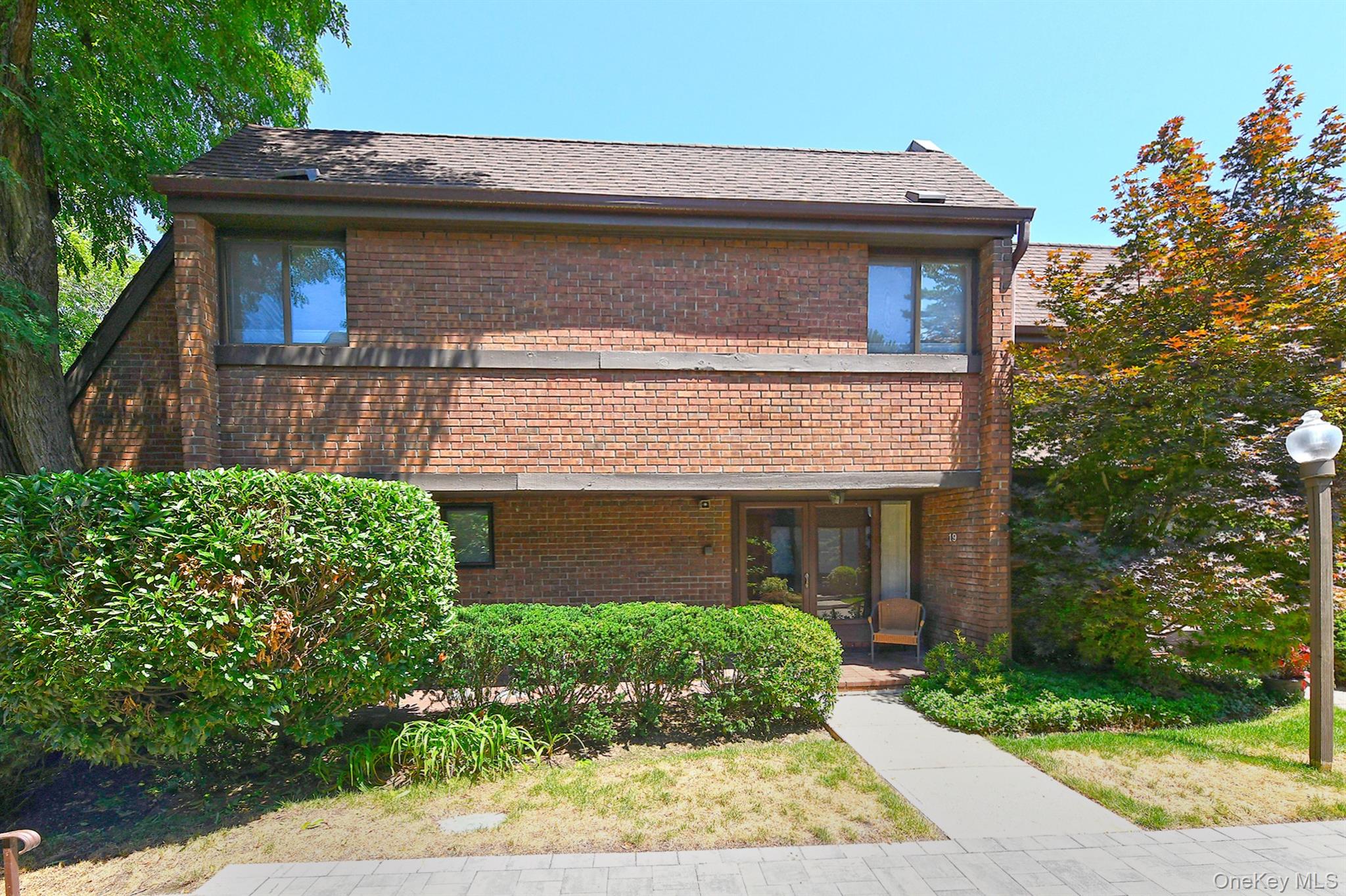 19 Frost Pond Drive – For Sale photo 4