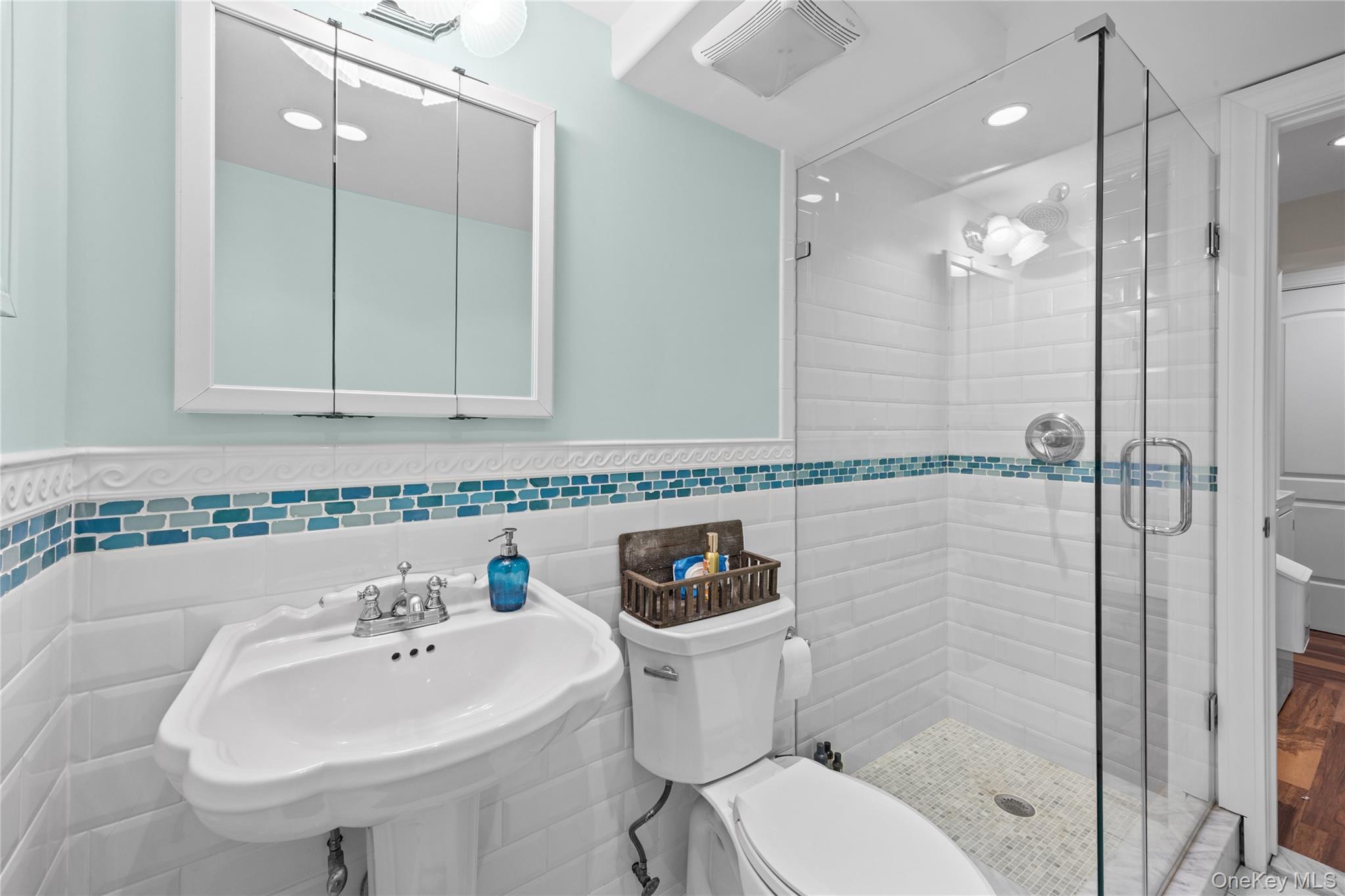 2928 Charlotte Drive – For Sale photo 41