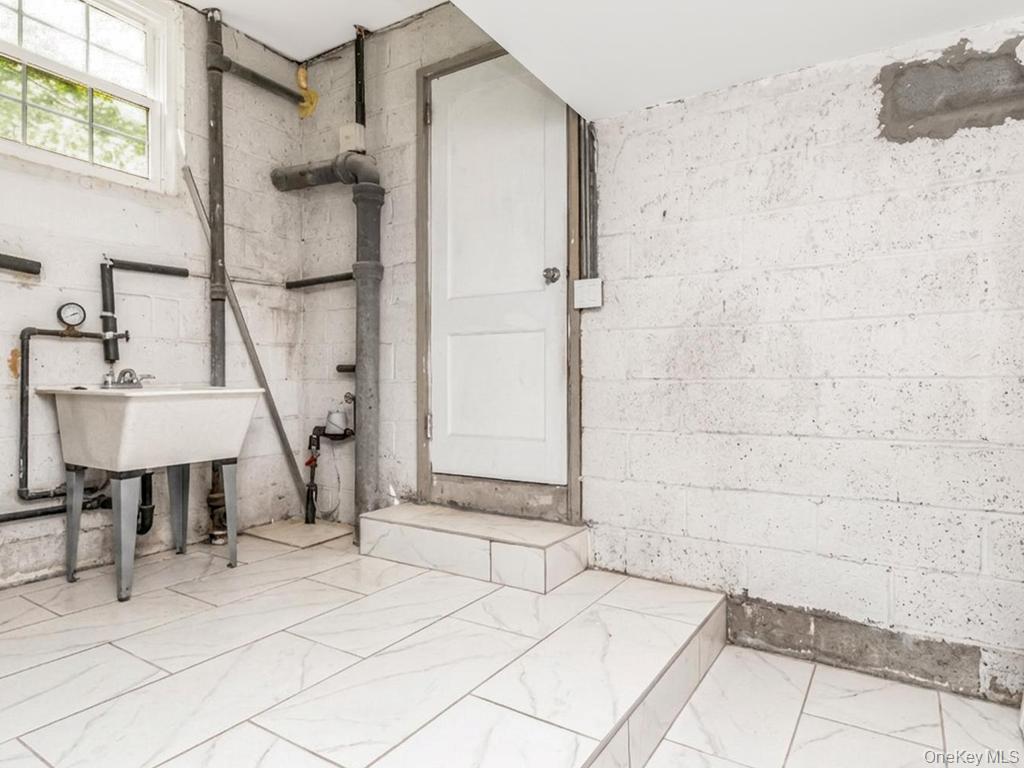 130 La Salle Drive – For Sale photo 18