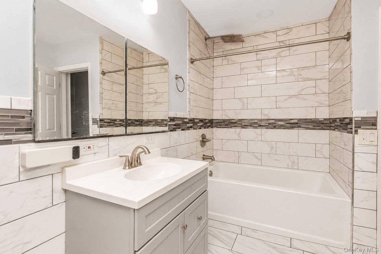 130 La Salle Drive – For Sale photo 16