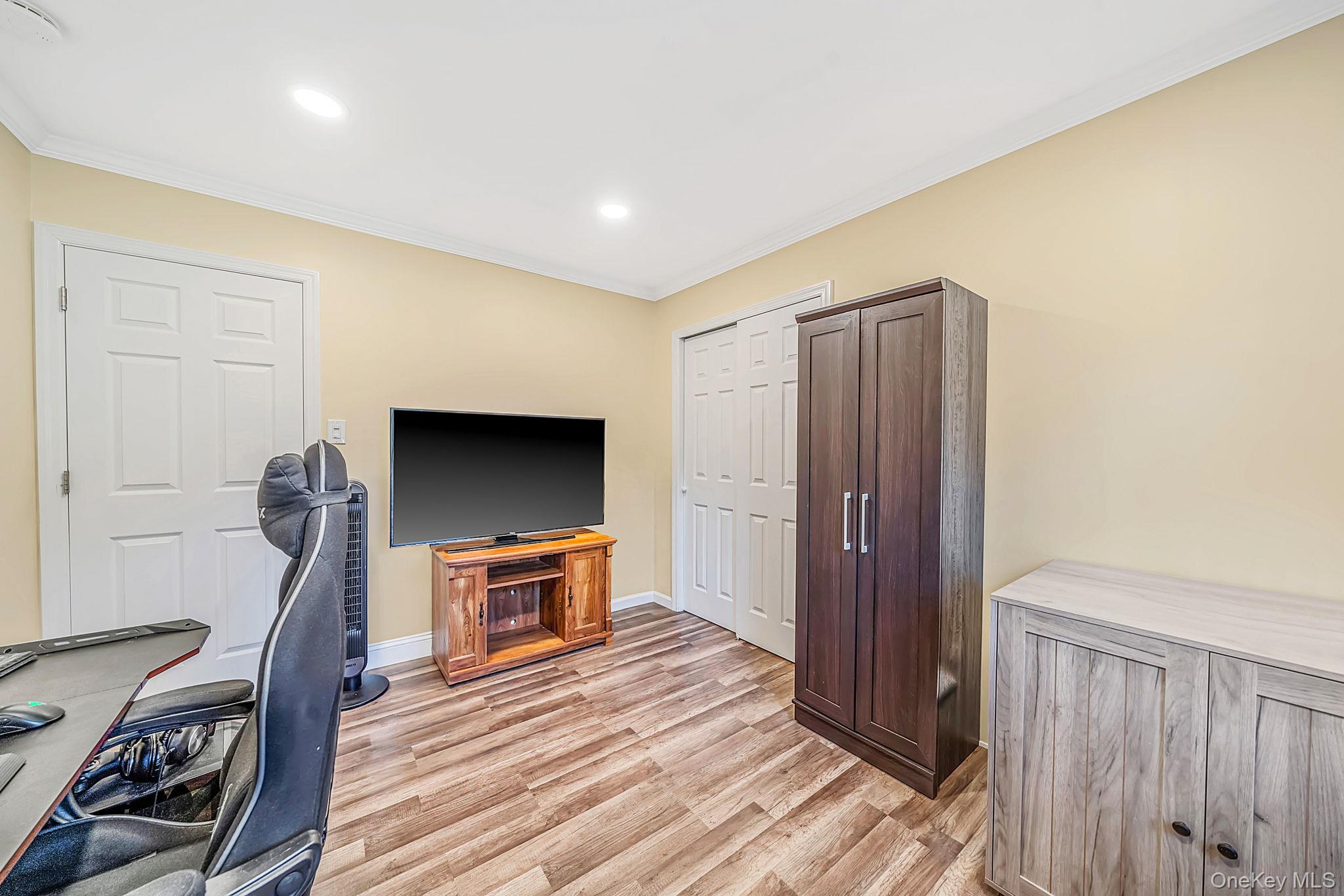 261 Mooney Pond Road – For Sale photo 17