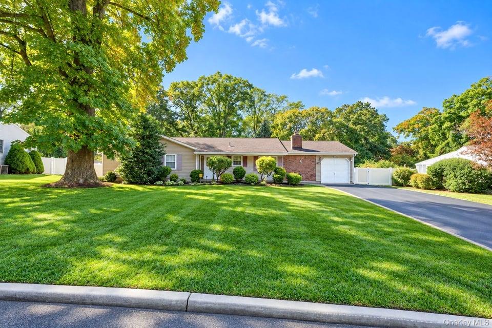 130 Rocky Point Landing Road – For Sale photo 2