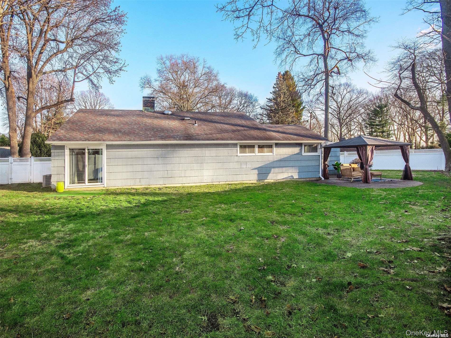 1 Appletree Lane – For Rent photo 21