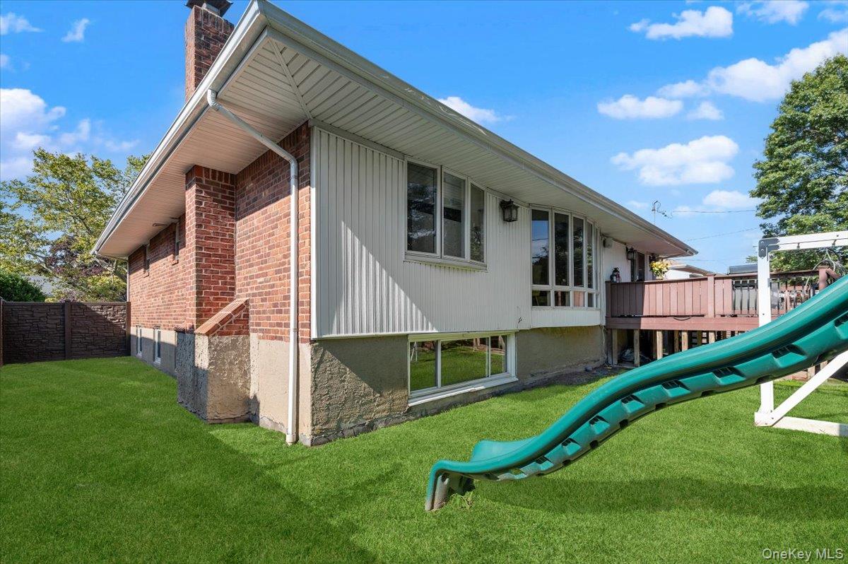 636 Diane Place – For Sale photo 24