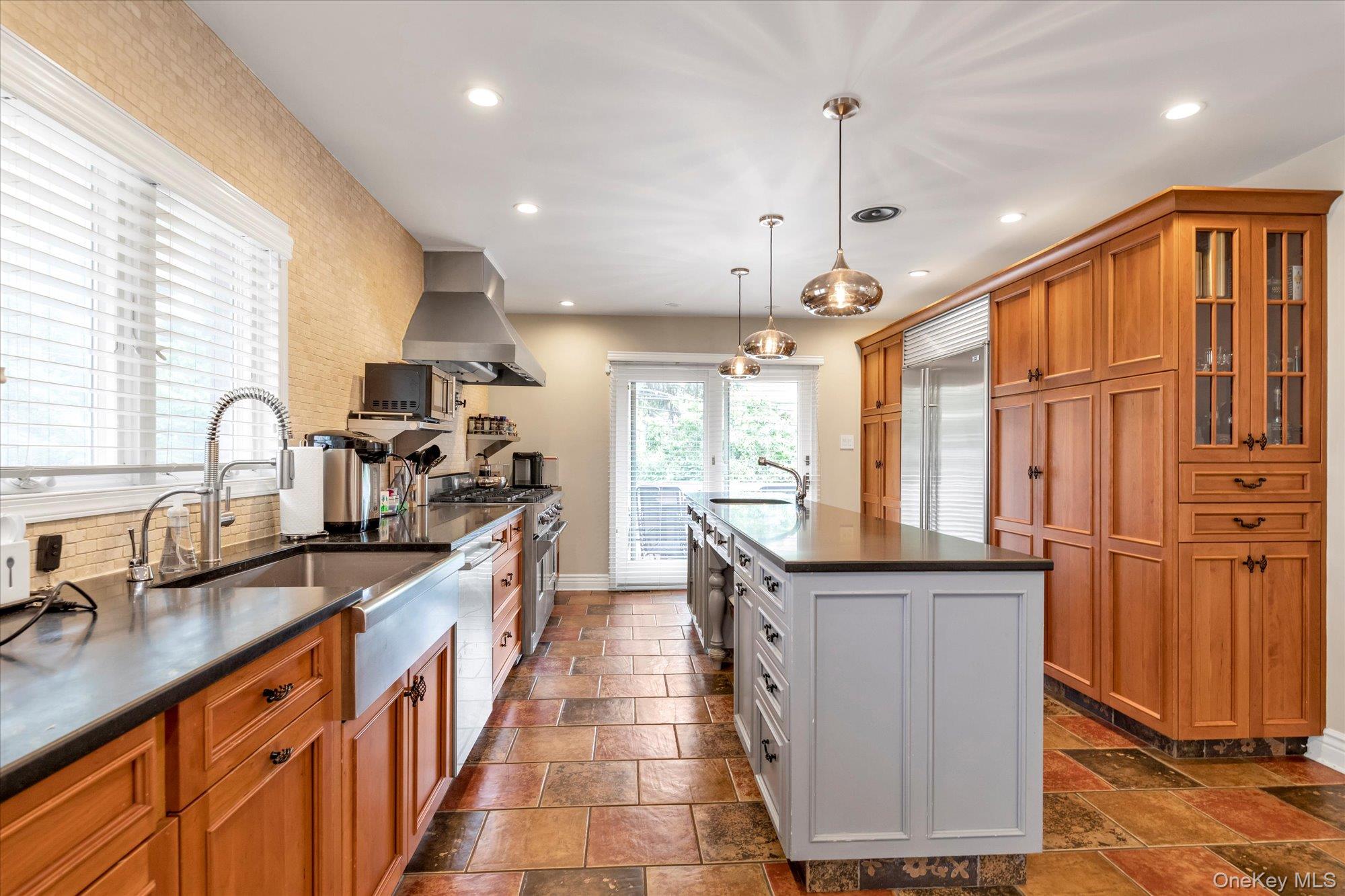 636 Diane Place – For Sale photo 4