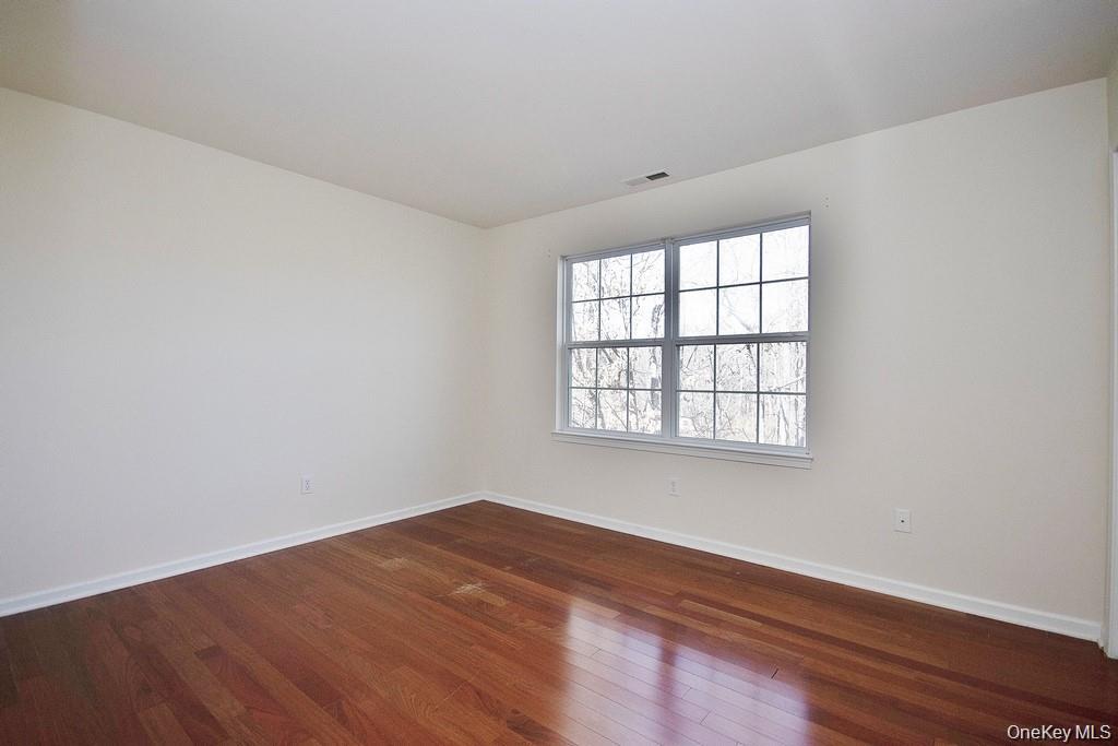 615 Creekside Lane – For Rent photo 20