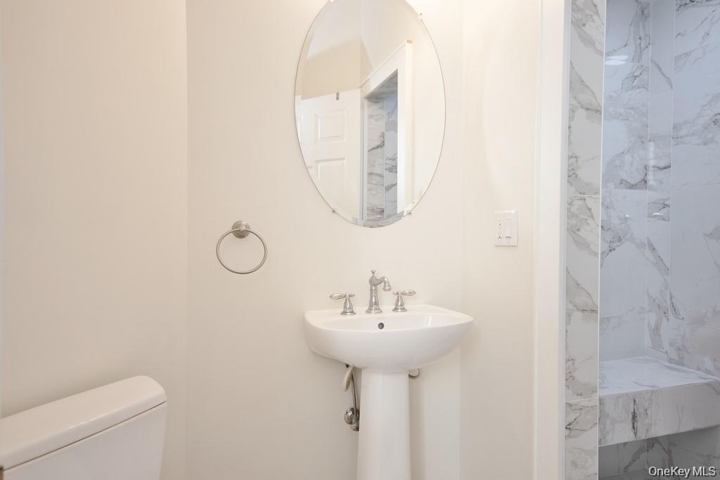 615 Creekside Lane – For Rent photo 13