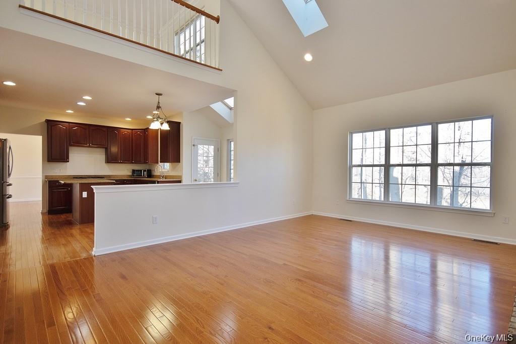 615 Creekside Lane – For Rent photo 8