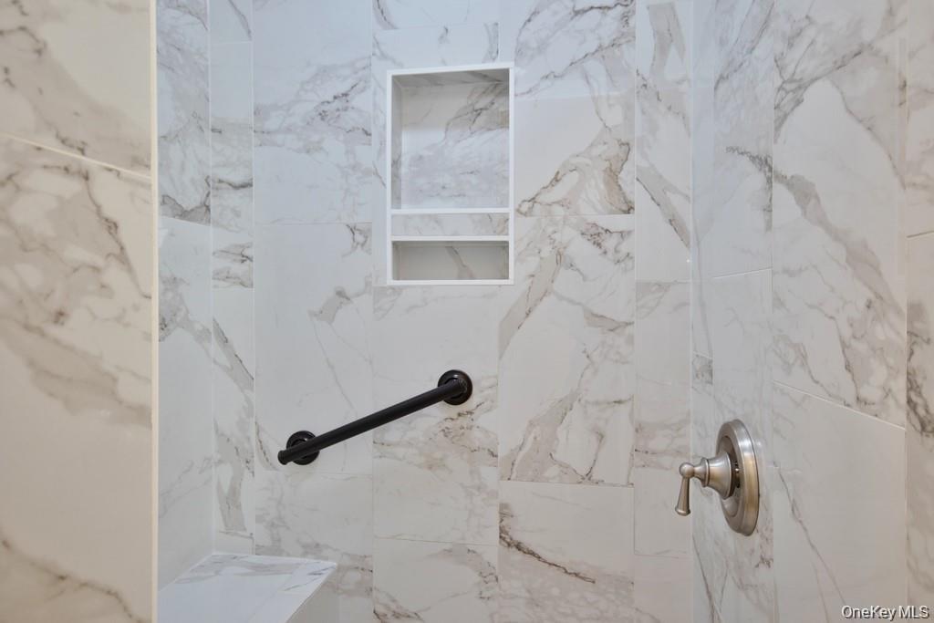 615 Creekside Lane – For Rent photo 12