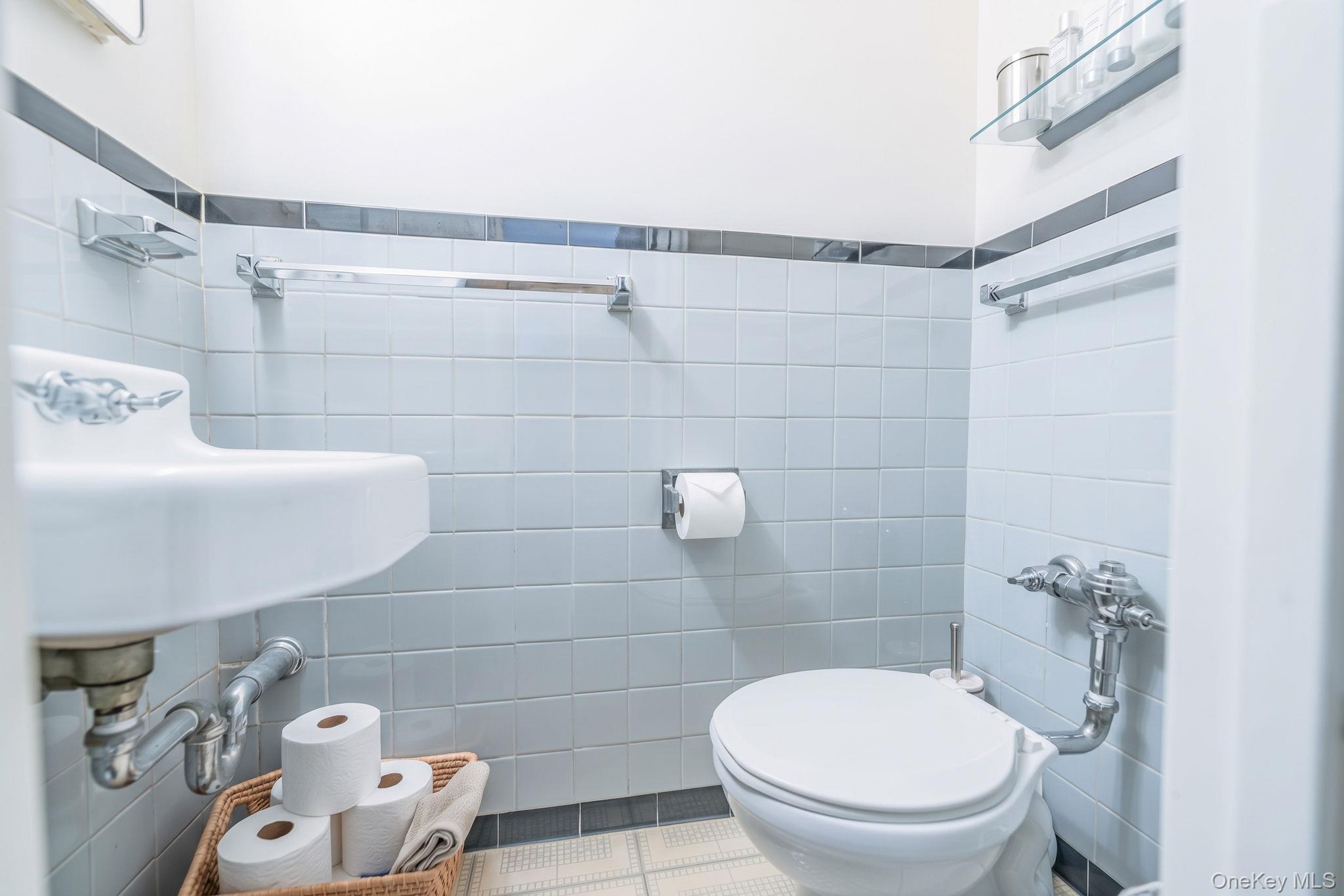141 E 55th Street, Unit 4H photo 8