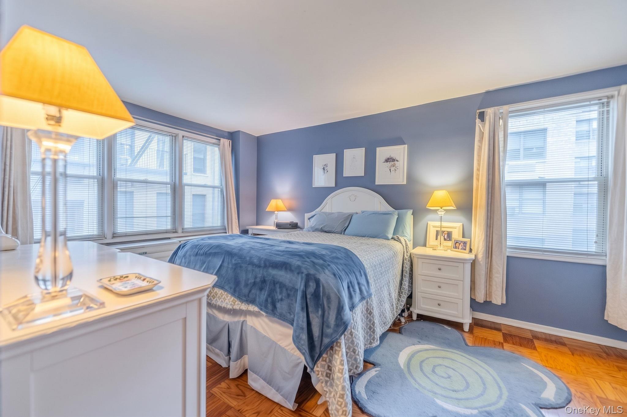 141 E 55th Street, Unit 4H photo 6