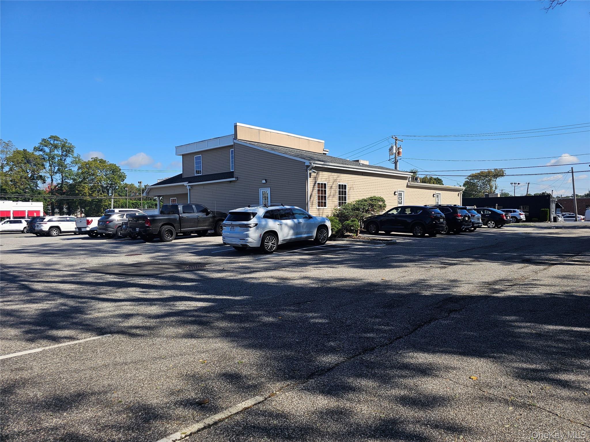 234 W Jericho Turnpike – For Rent photo 9