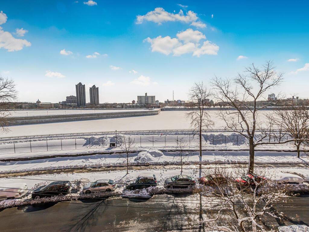3363 Sedgwick Avenue, Unit 4L photo 10