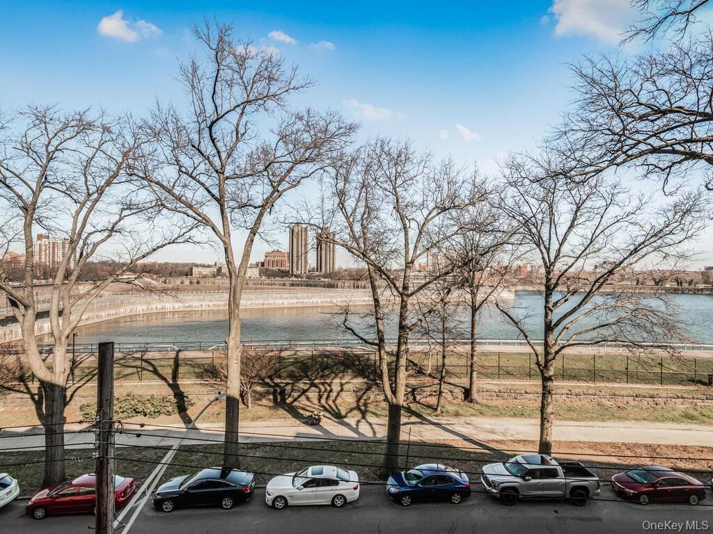 3363 Sedgwick Avenue, Unit 4L photo 11