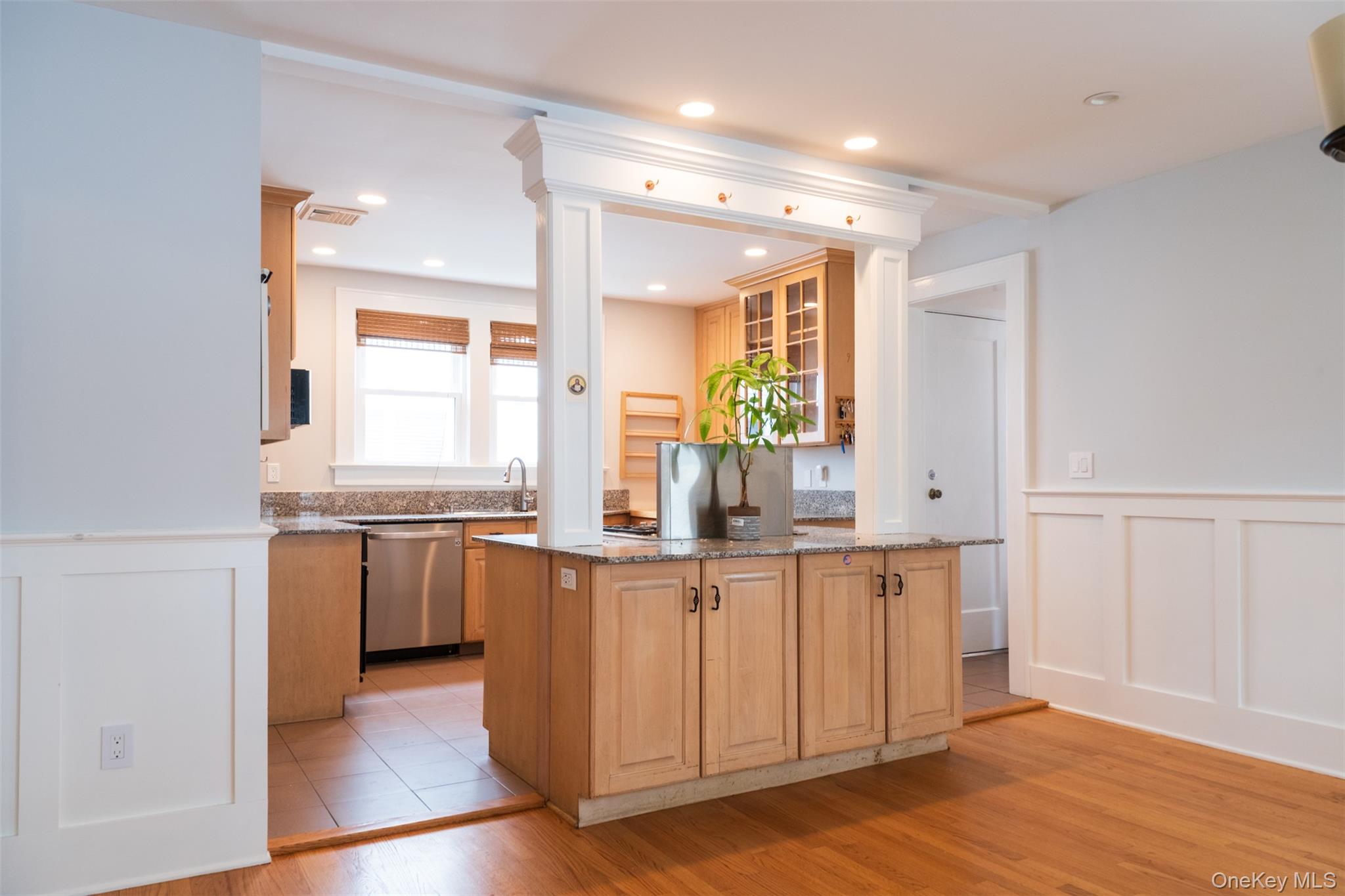 217 Larchmont Avenue – For Rent photo 7