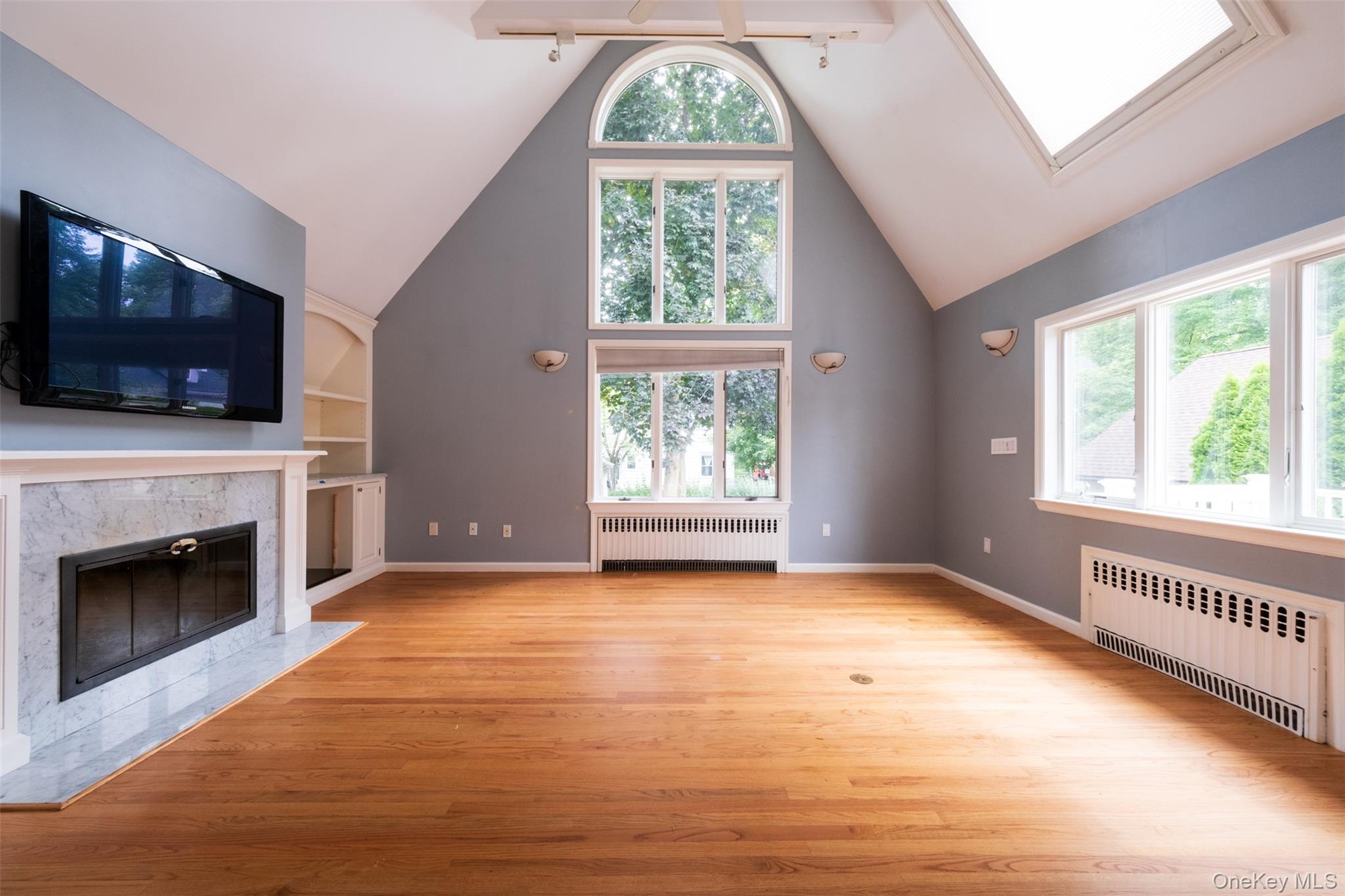 217 Larchmont Avenue – For Rent photo 8