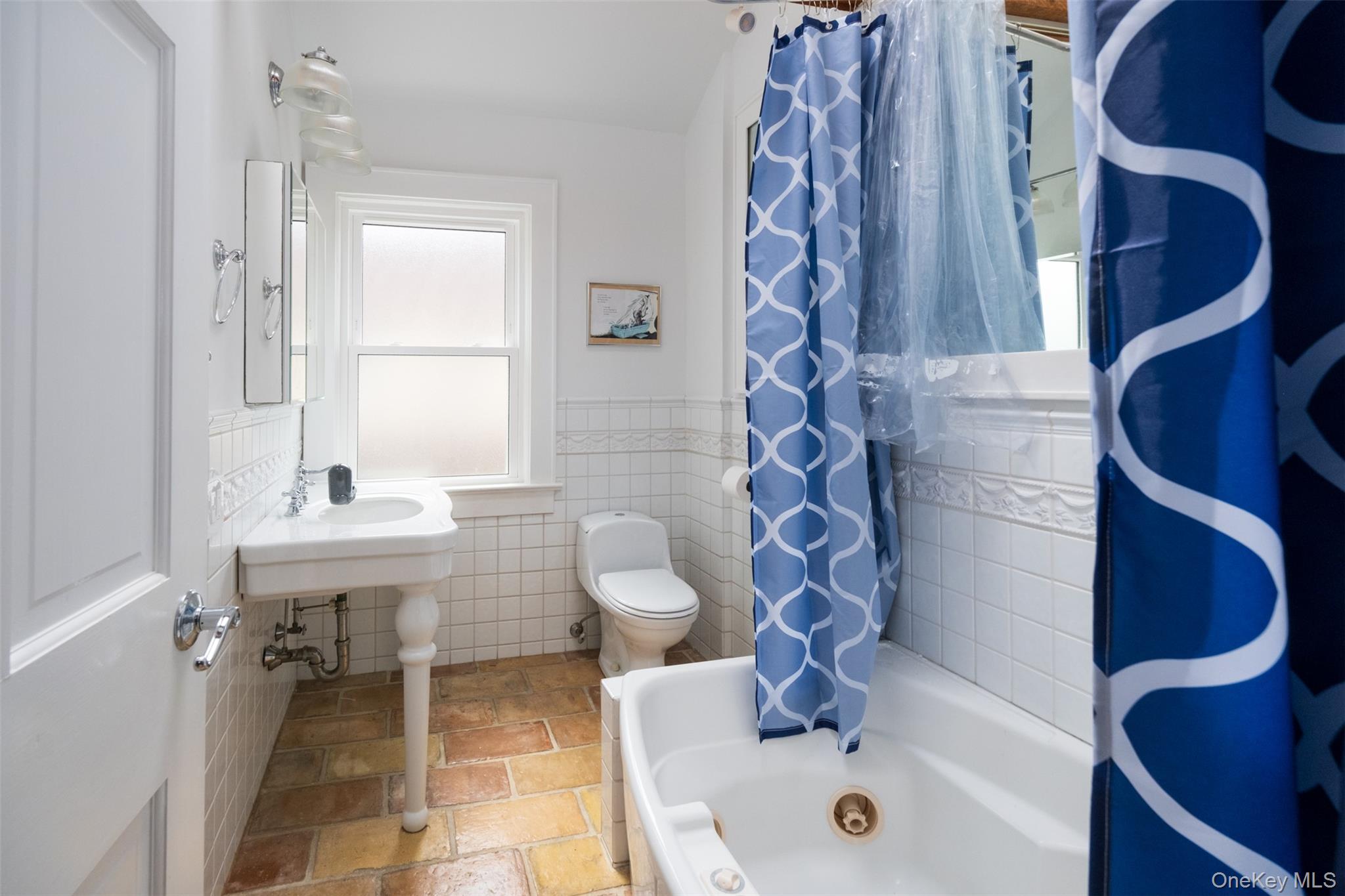 217 Larchmont Avenue – For Rent photo 18