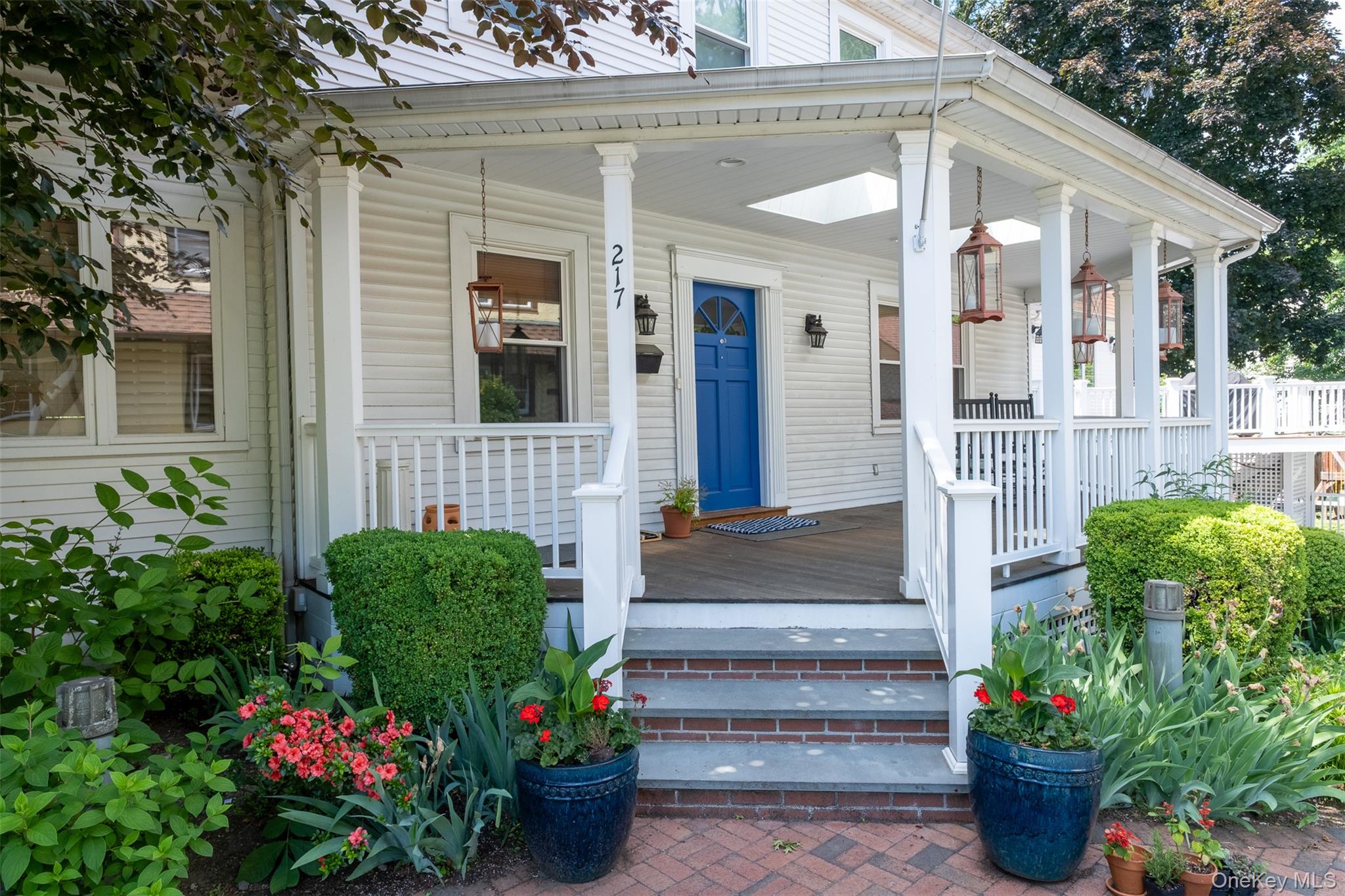 217 Larchmont Avenue – For Rent photo 4