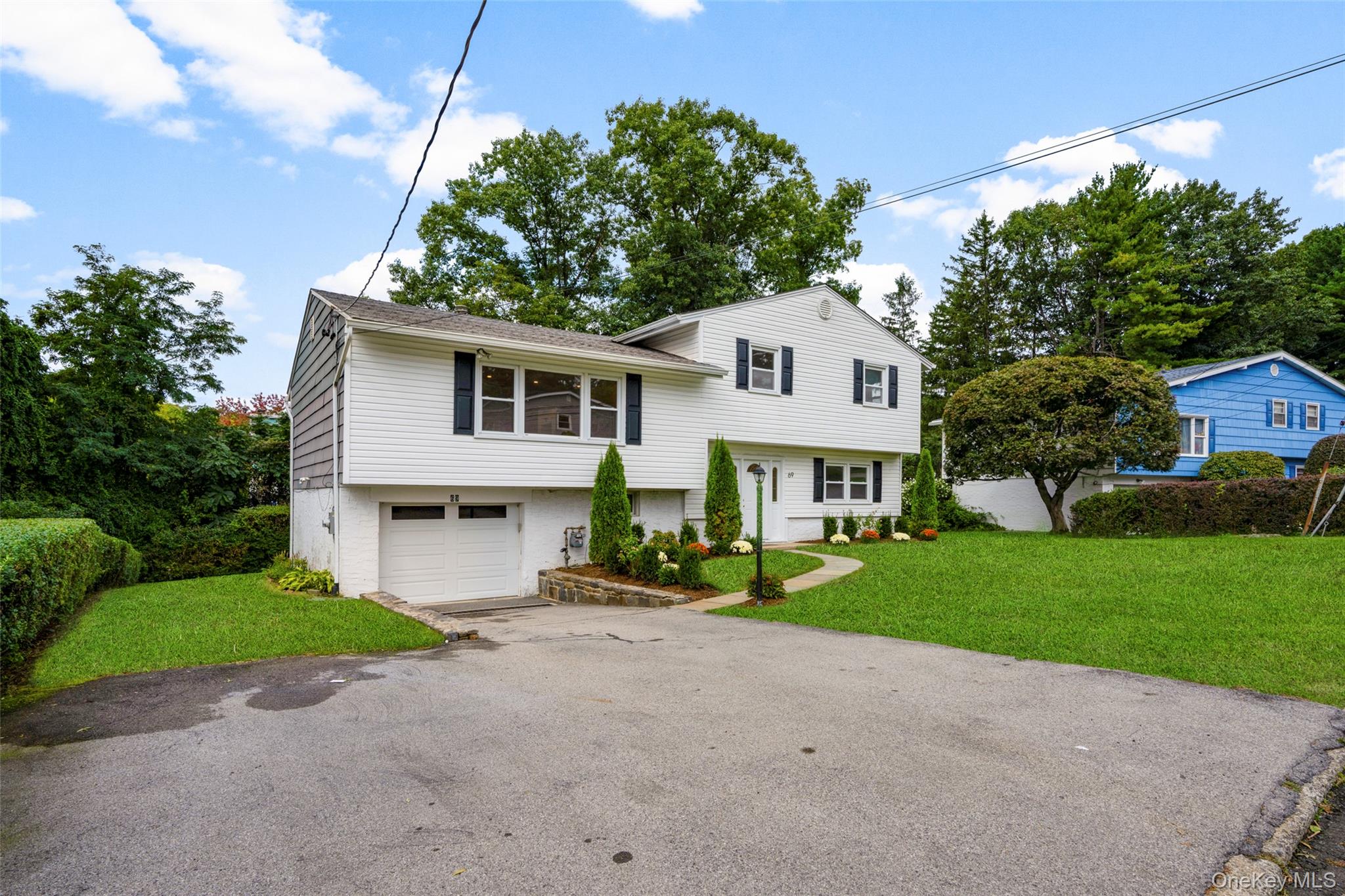 69 Pietro Drive – For Sale photo 2