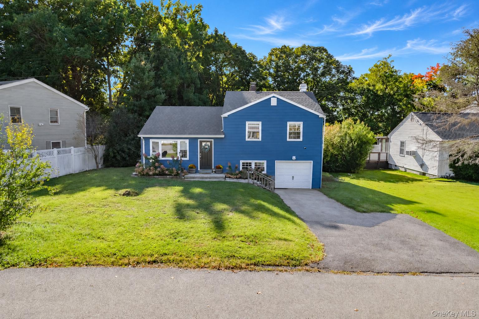 3 Liss Road – For Sale photo 2