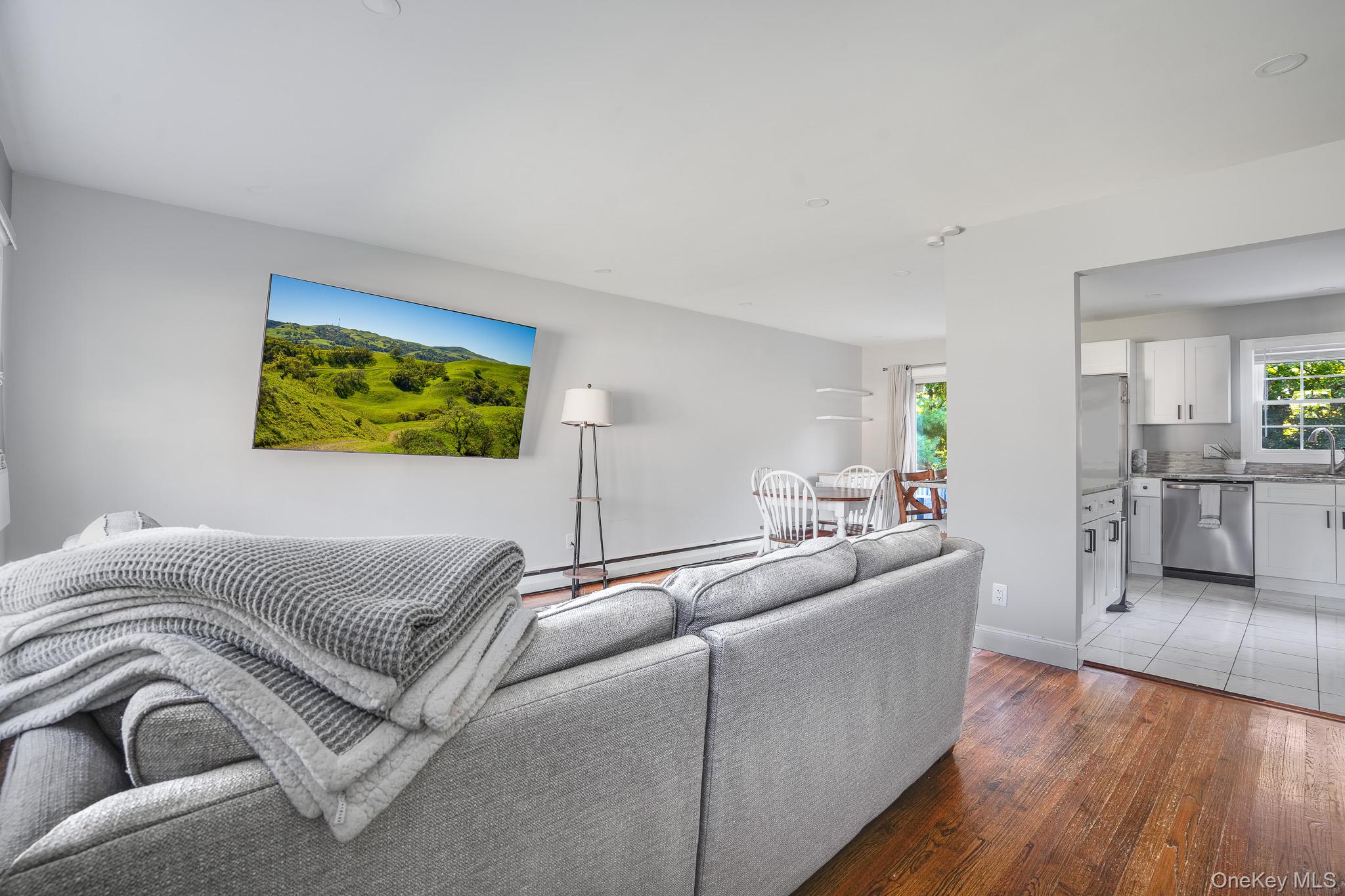3 Liss Road – For Sale photo 5