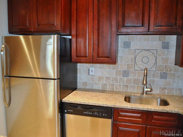1250 North Avenue, Unit 108 photo 15