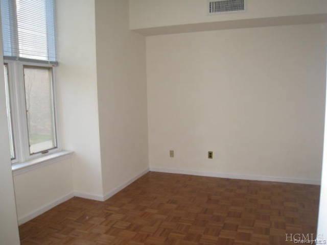 1250 North Avenue, Unit 108 photo 13