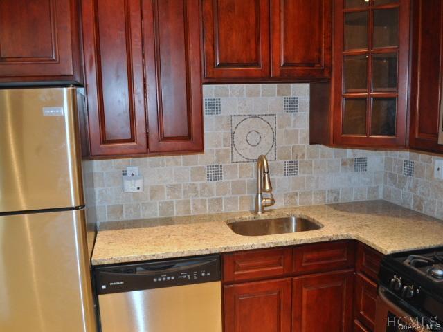 1250 North Avenue, Unit 108 photo 5