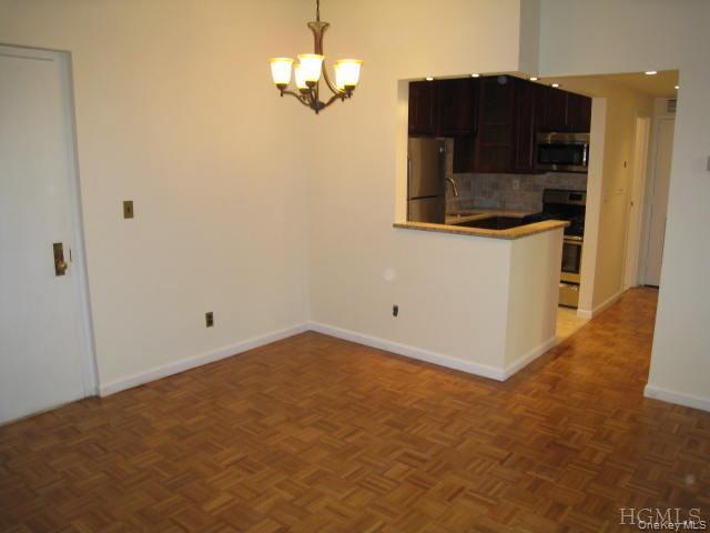 1250 North Avenue, Unit 108 photo 8
