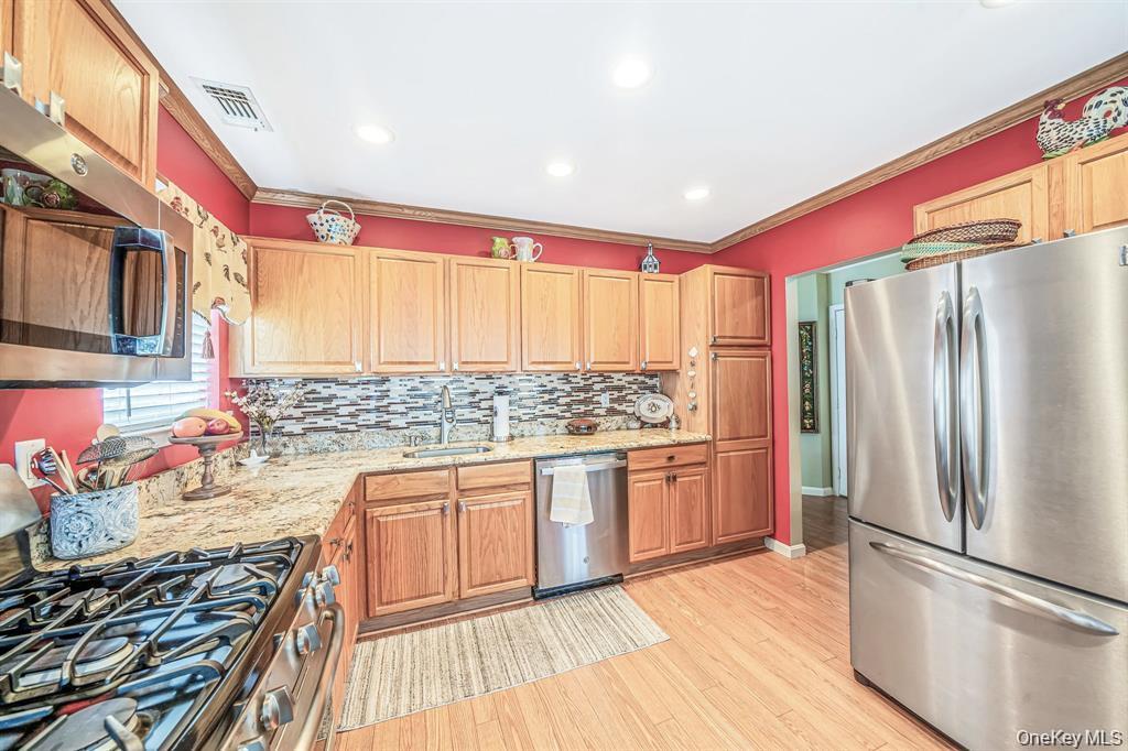 63 Madison Circle – For Sale photo 10
