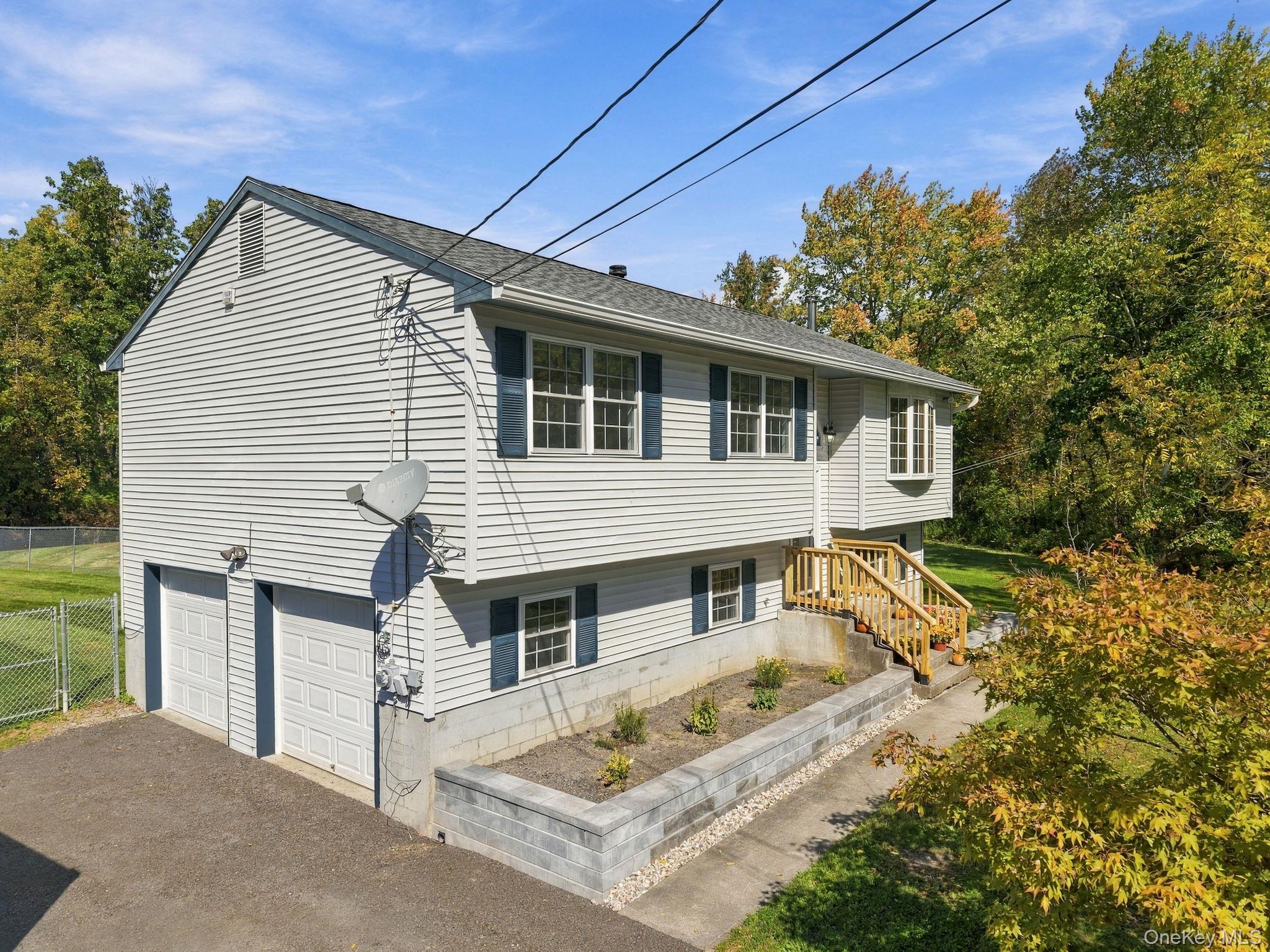 611 N Elting Corners Road – For Sale photo 3