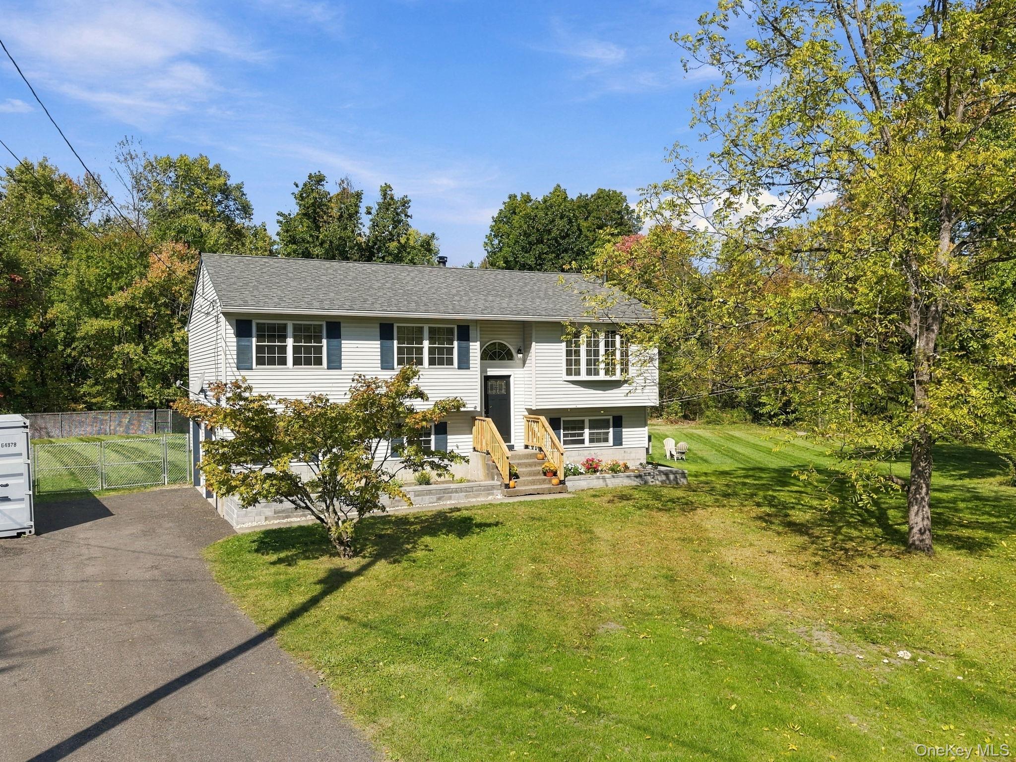 611 N Elting Corners Road – For Sale photo 2