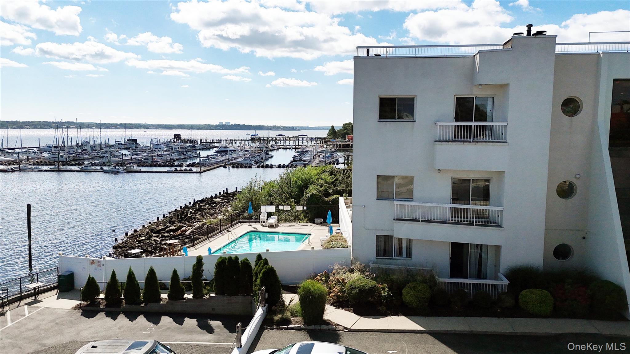 190 Schofield Street, Unit 3A photo 16
