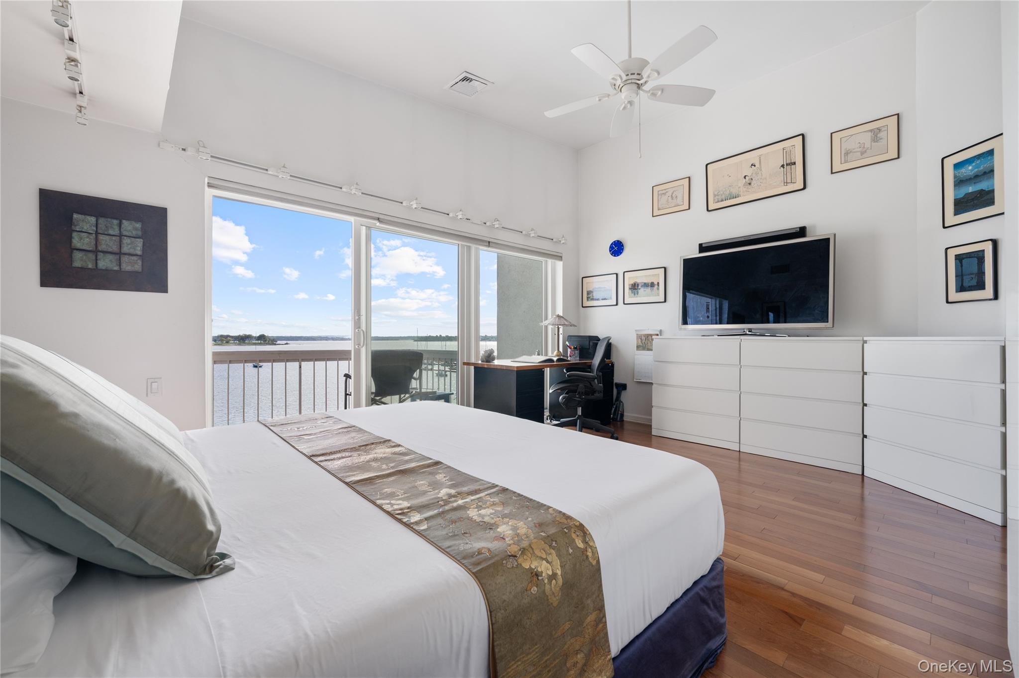 190 Schofield Street, Unit 3A photo 10