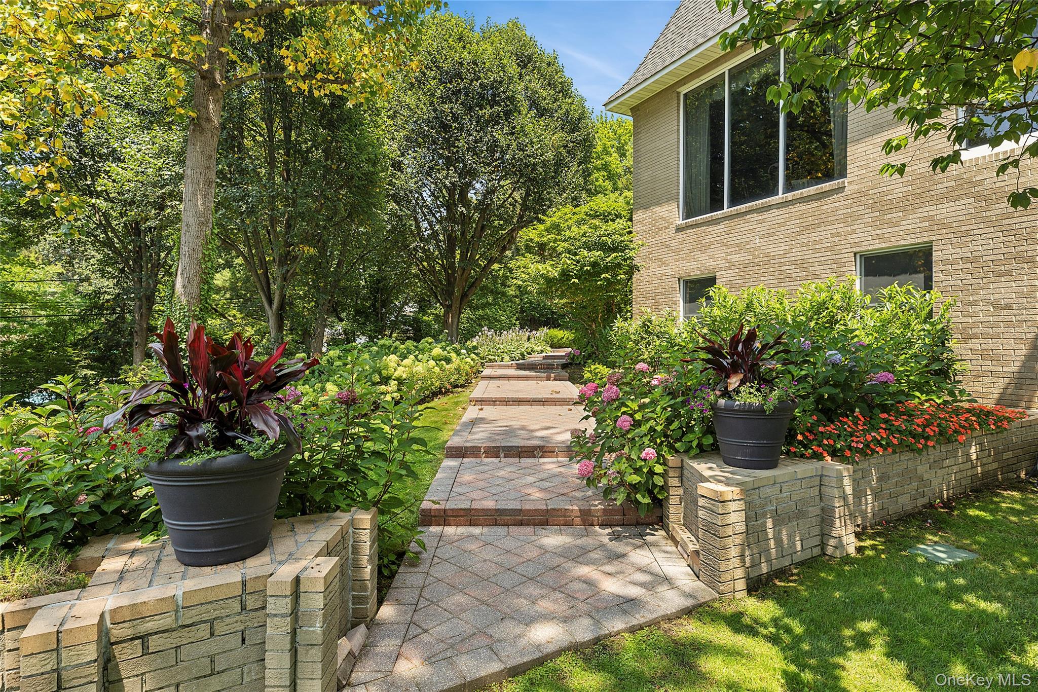 13 Chanticlare Drive – For Sale photo 39
