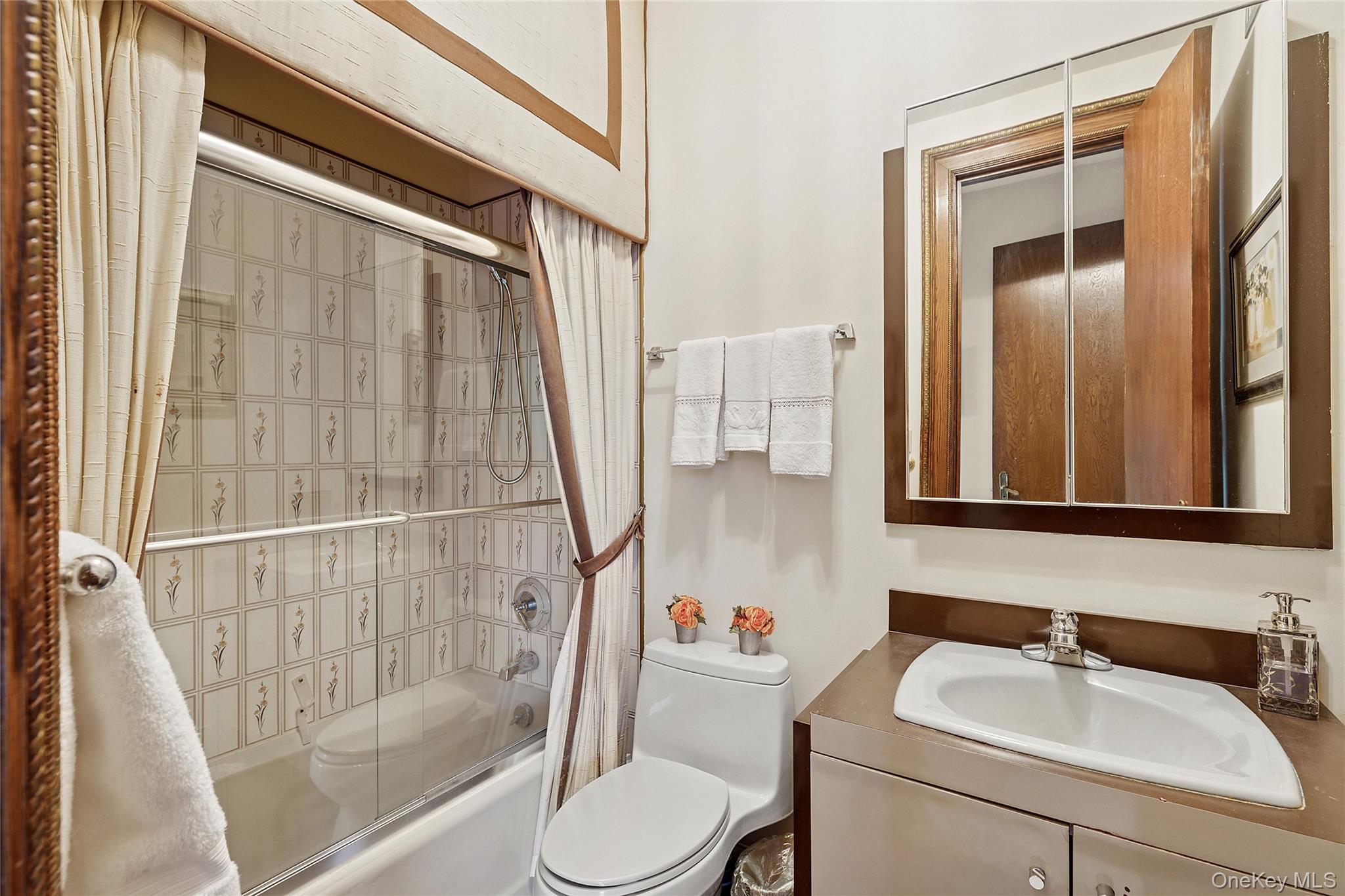 13 Chanticlare Drive – For Sale photo 32