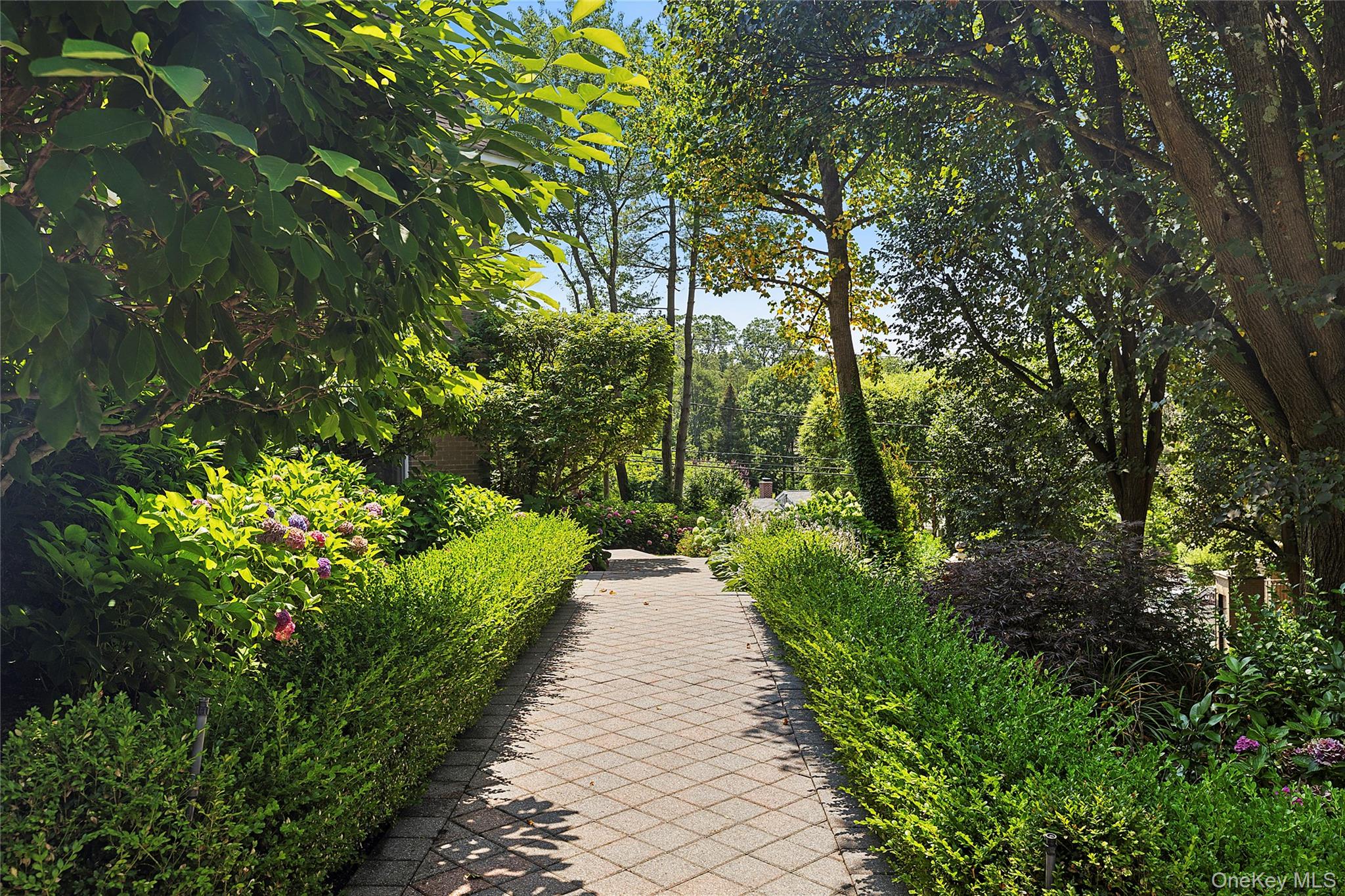 13 Chanticlare Drive – For Sale photo 40