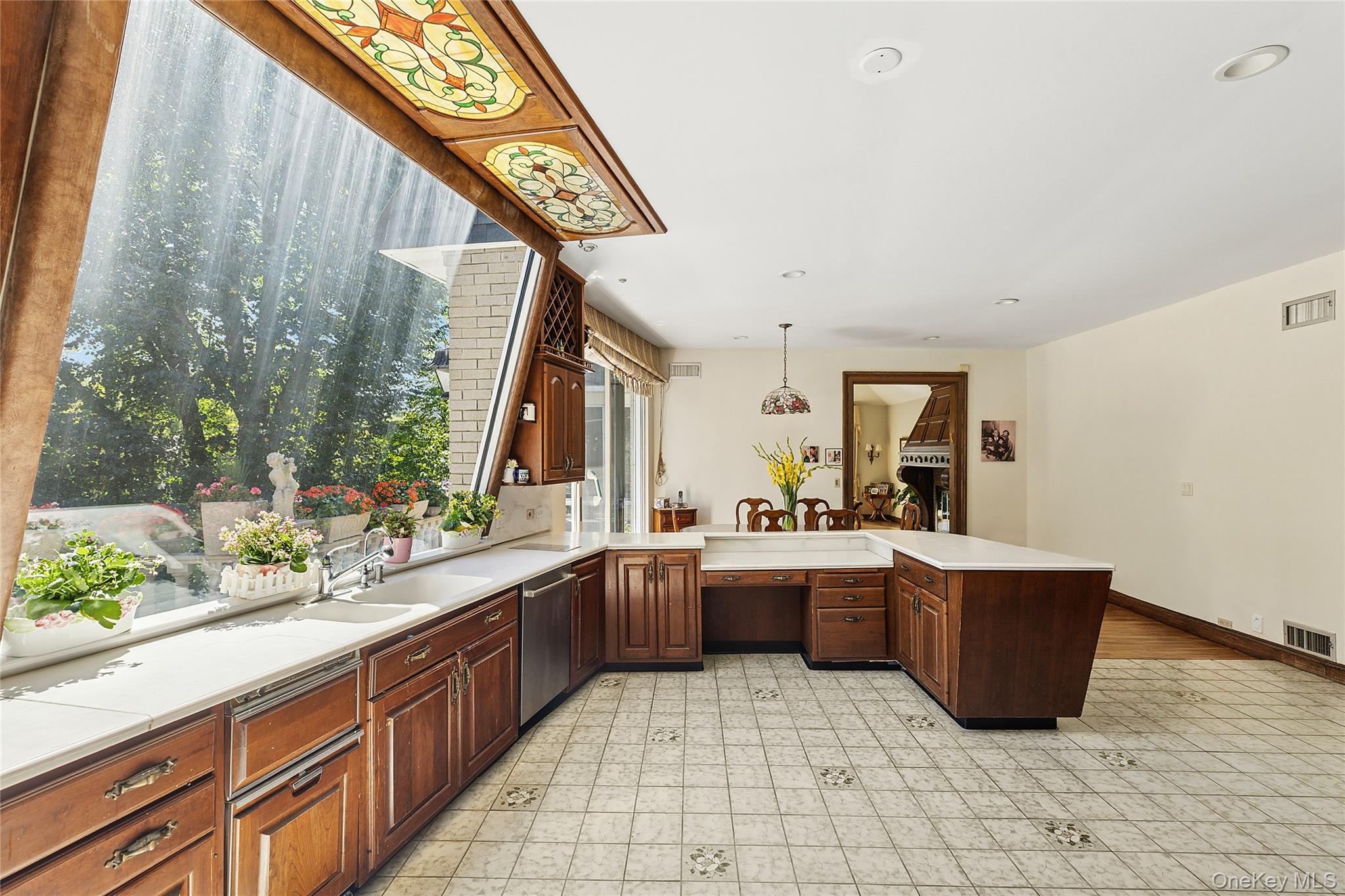 13 Chanticlare Drive – For Sale photo 12