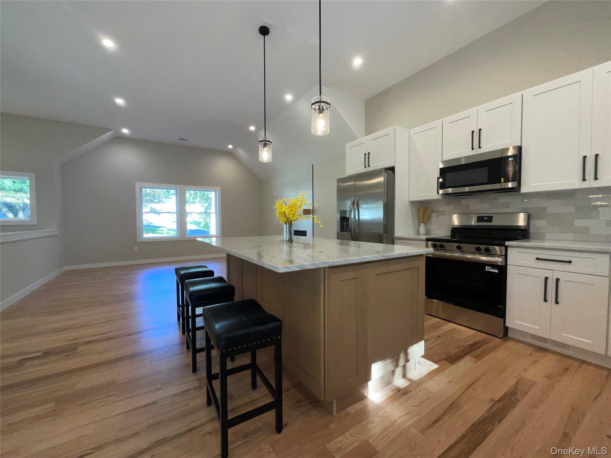186 Huguenot Drive – For Sale photo 5