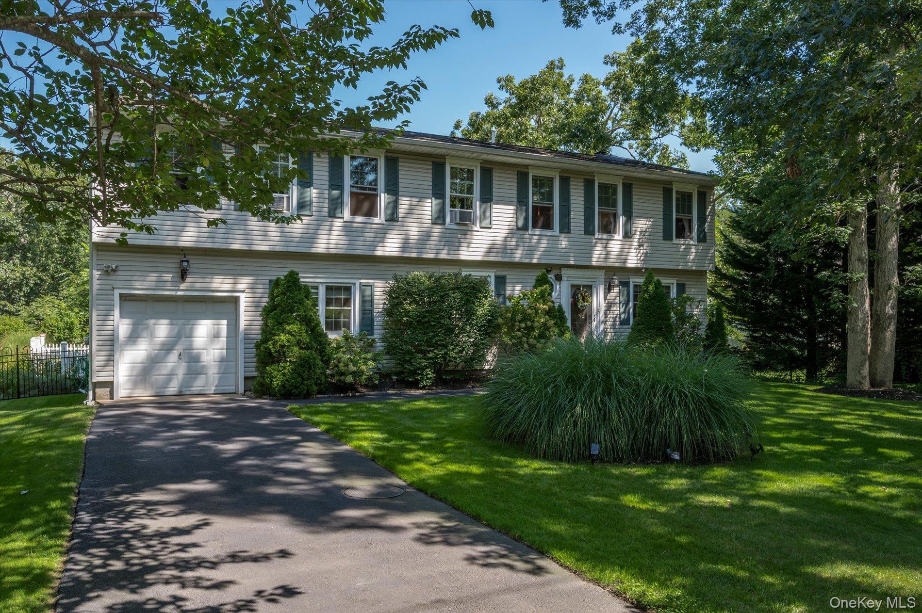 Main Bayview Main Bayview – For Sale photo 2