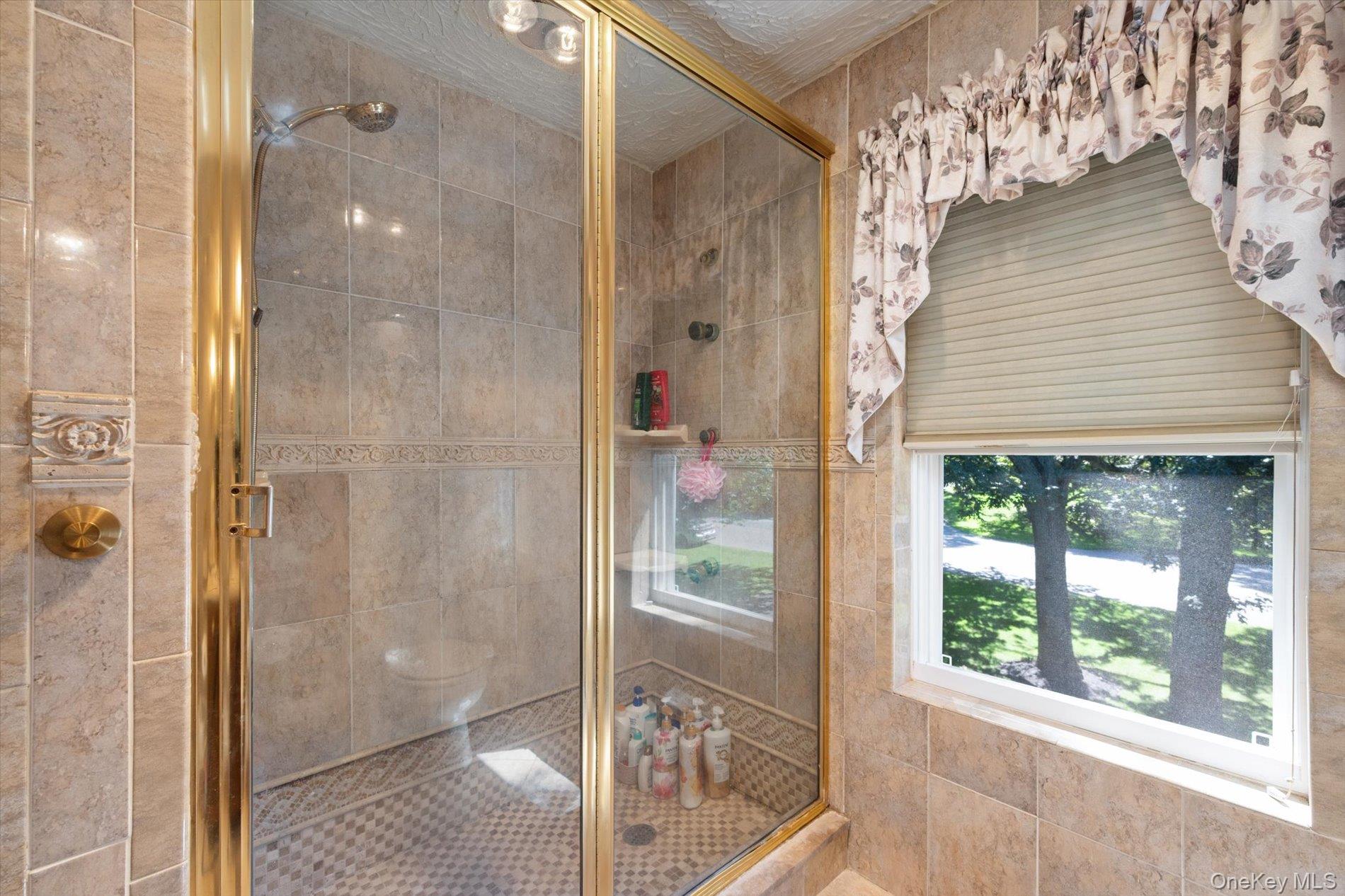 Main Bayview Main Bayview – For Sale photo 20