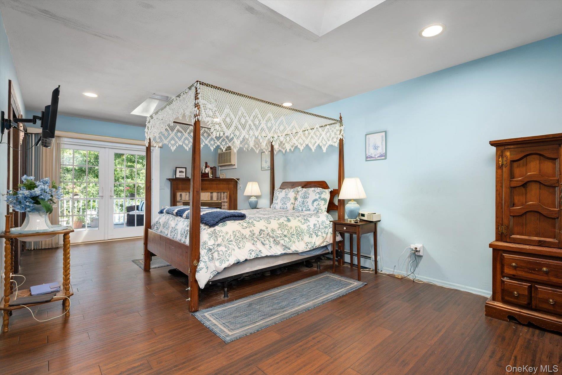 Main Bayview Main Bayview – For Sale photo 17
