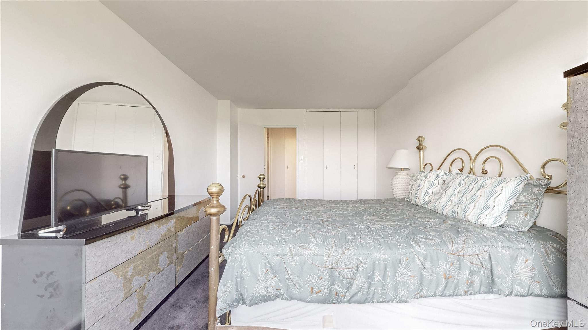 6120 Grand Central Parkway, Unit A704 photo 14