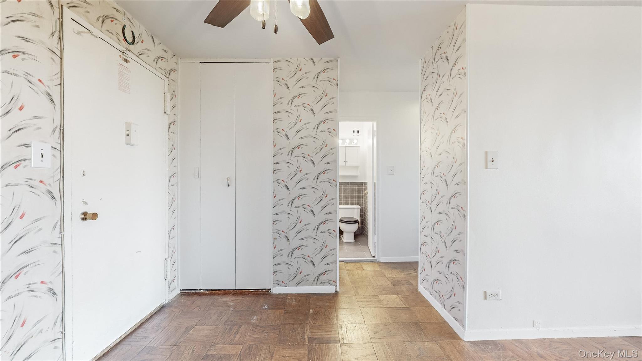 6120 Grand Central Parkway, Unit A704 photo 5