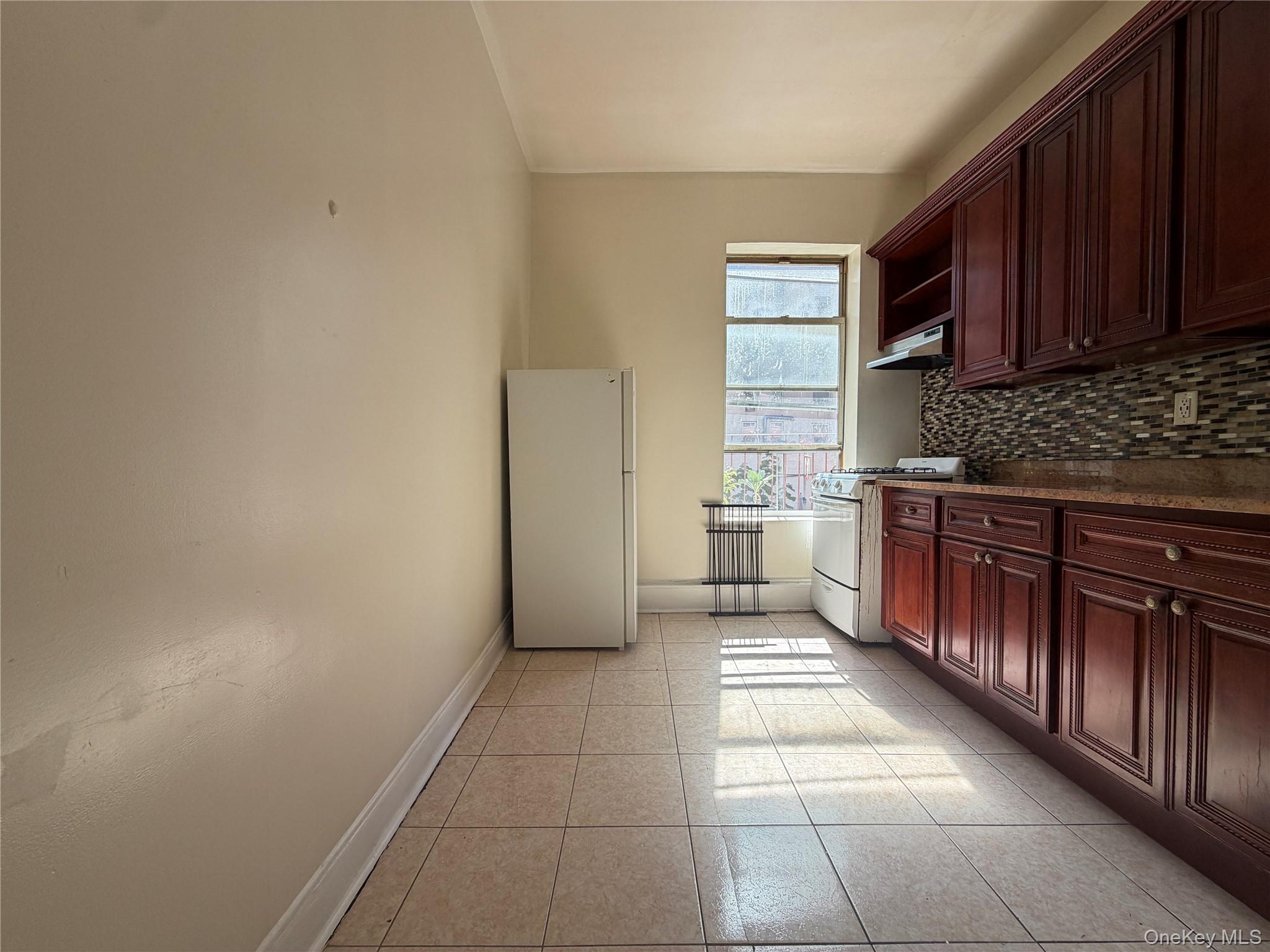 50 Main Street – For Rent photo 4